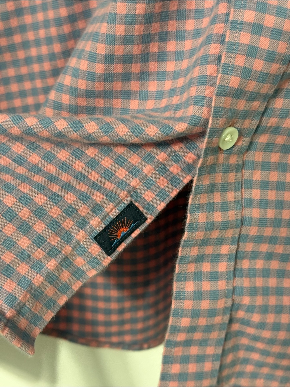 Faherty Pink and Blue Gingham Button-Down Shirt medium - Picture 5 of 8